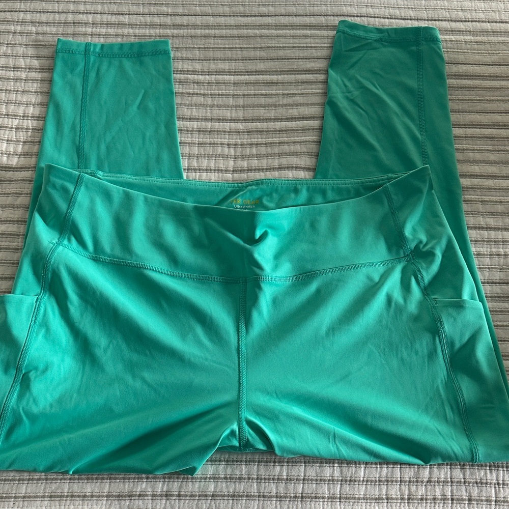 Tek Gear Women's Teal Leggings
